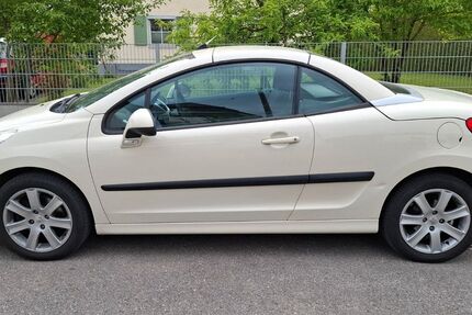 Peugeot 207 127.000 km 3.100 &euro; Meitingen 86405
