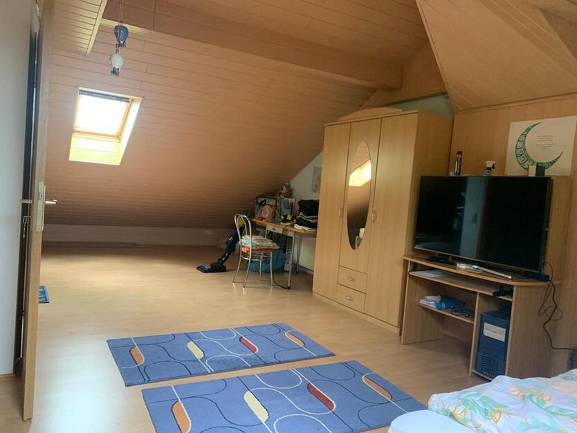 Provisionsfrei: Großes RMH - Ideal für Familien oder Anleger