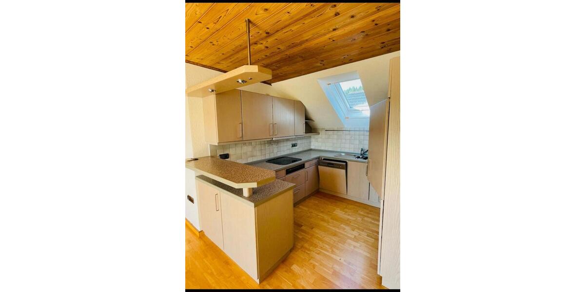 Dachgeschoßwohnung Gersthofen - 5 Zimmer, 111 m&sup2;, 970&euro; | Angebot:26701513