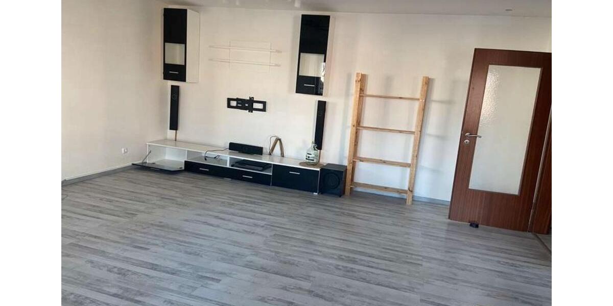 Vermietete 2-Zimmer Wohnung 84qm Hammerschmiede zimmer