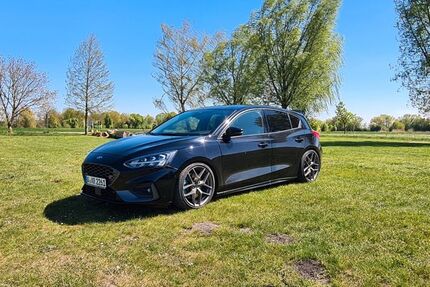 Ford Focus 109.000 km 19.400 &euro; Kühlenthal 86707