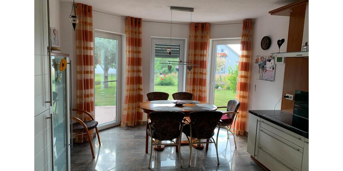 Doppelhaushälfte Wehringen - 6 Zimmer, 165 m&sup2;, 2.100&euro; | Angebot:26634665