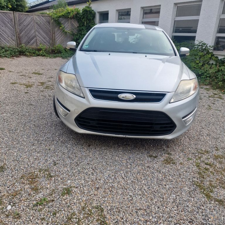 Ford Mondeo 208.000 km 5.550 € augsburg 86156