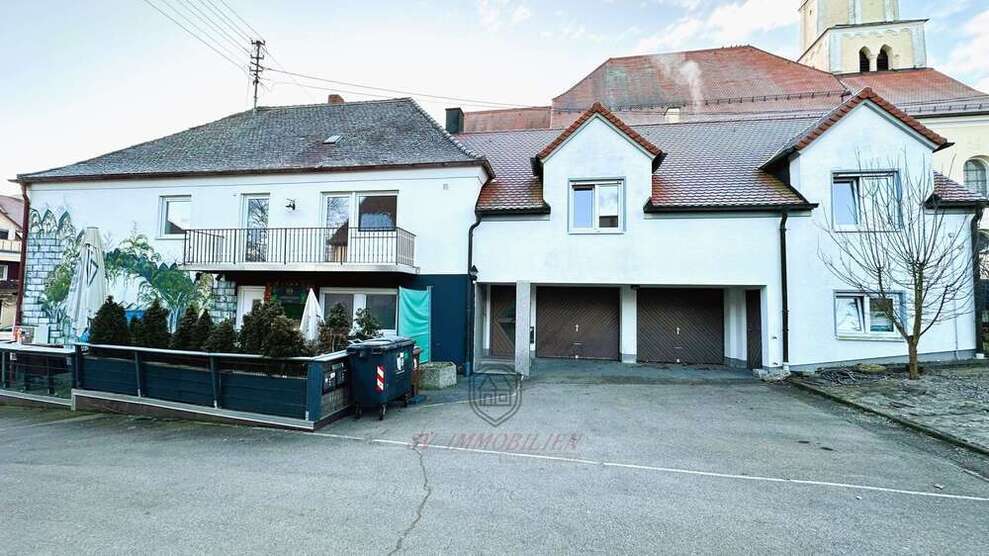 Haus zum Kaufen in Welden 650.000 € 213 m²