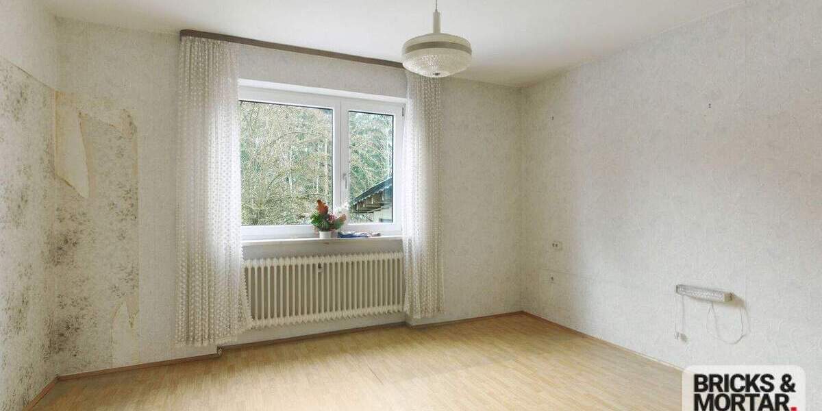 Einfamilienhaus Zusmarshausen - 9 Zimmer, 184 m&sup2;, 449.000&euro; | Angebot:25670023