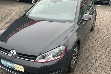VW Golf 136.947 km 9.997 &euro; Aichach 86551