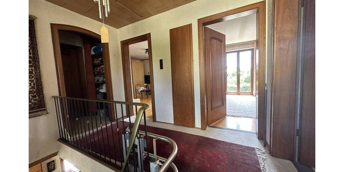 Einfamilienhaus Augsburg Lechhausen - 7 Zimmer, 220 m&sup2;, 890.000&euro; | Angebot:26522237