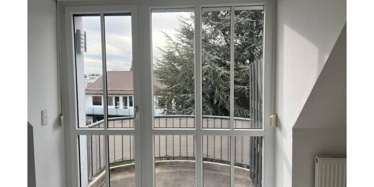 Etagenwohnung Königsbrunnn - 3 Zimmer, 83 m&sup2;, 930&euro; | Angebot:25995769