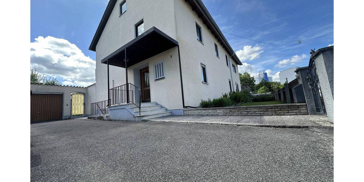 Einfamilienhaus Augsburg Lechhausen - 7 Zimmer, 220 m&sup2;, 890.000&euro; | Angebot:26522237