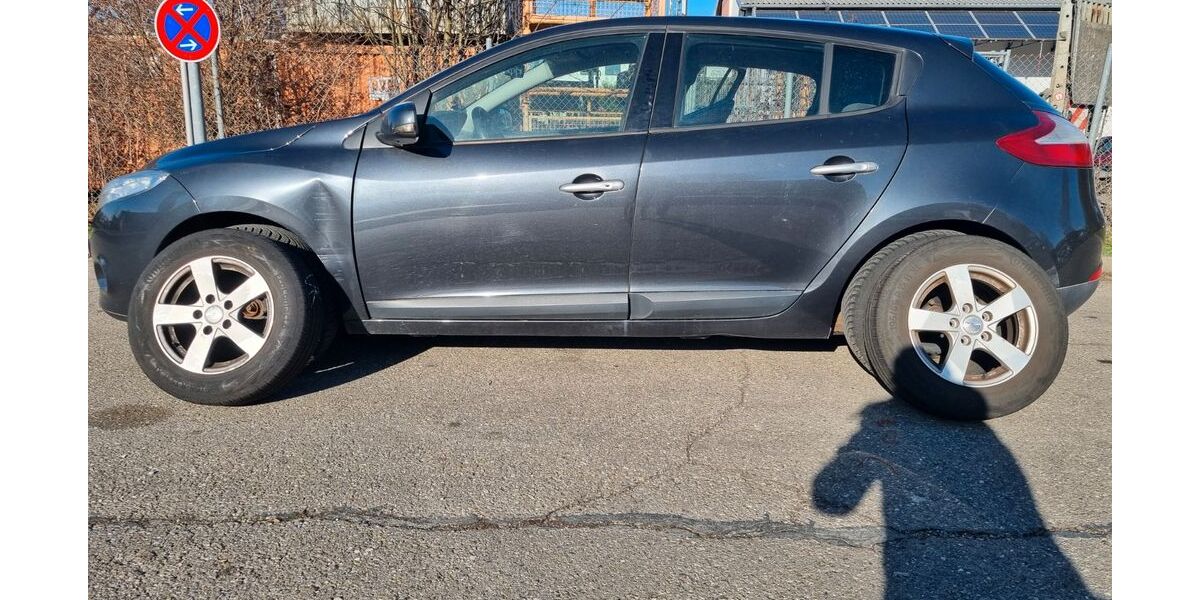 Renault Megane 187.000 km 2.490 € Augsburg 86167