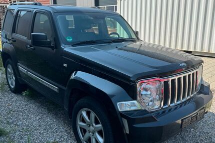 Jeep Cherokee 248.000 km 3.999 &euro; Heinrichshofen 86492