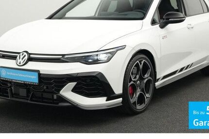 VW Golf 2.983 km 40.970 &euro; Gersthofen 86368