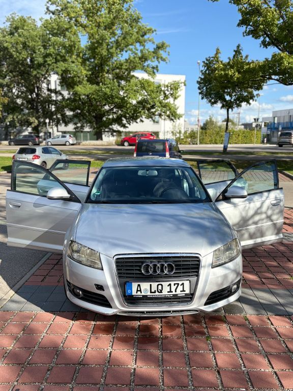 Audi A3 225.387 km 4.300 € Stadtbergen 86391