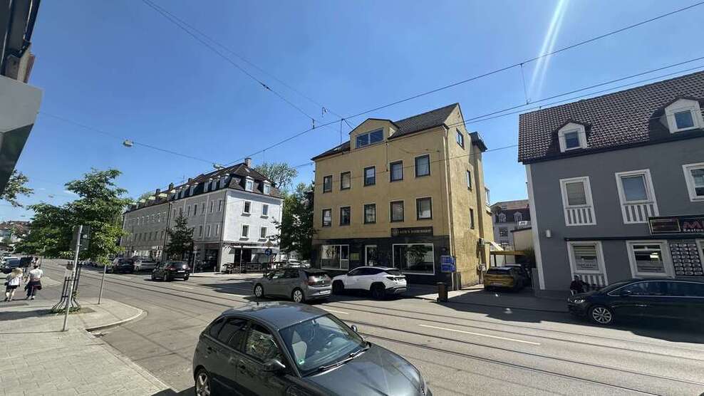 Einzelhandel in Augsburg 579.000 € 117 m²