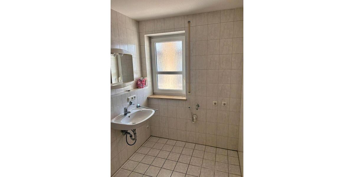 Etagenwohnung Augsburg Bergheim - 2 Zimmer, 55 m&sup2;, 1.000&euro; | Angebot:25350094