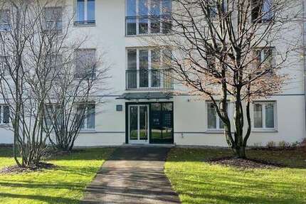 Wohnung Augsburg Innenstadt - 3 Zimmer, 74 m&sup2;, 1.117&euro; | Angebot:27072702
