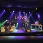 „Friday on my Mind“ - Akustic-Band Super Queen