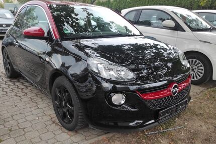Opel Adam 87.500 km 9.950 &euro; Gersthofen/Batzenhofen 86368