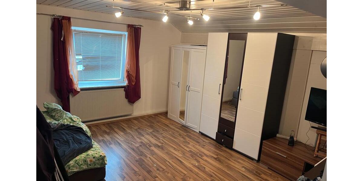 Dachgeschoßwohnung Scheuring - 3 Zimmer, 96 m&sup2;, 1.050&euro; | Angebot:26523050