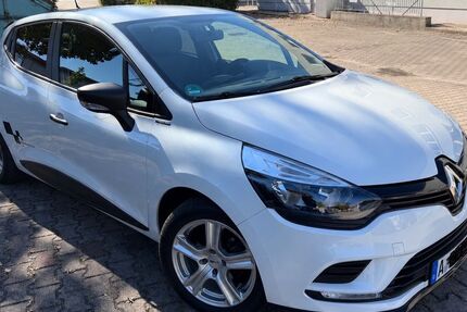 Renault Clio 74.000 km 8.500 &euro; Augsburg 86167