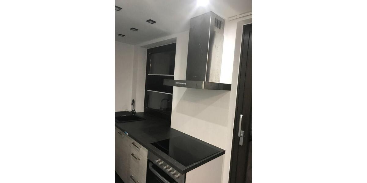 Möbliertes 1-Zimmer Penthouse mit Terrasse in Stadtbergen zimmer