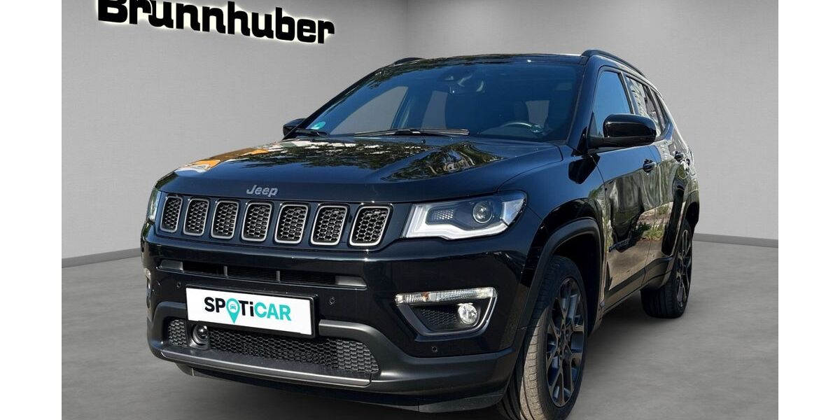 Jeep Compass 54.409 km 22.250 &euro; Augsburg 86156