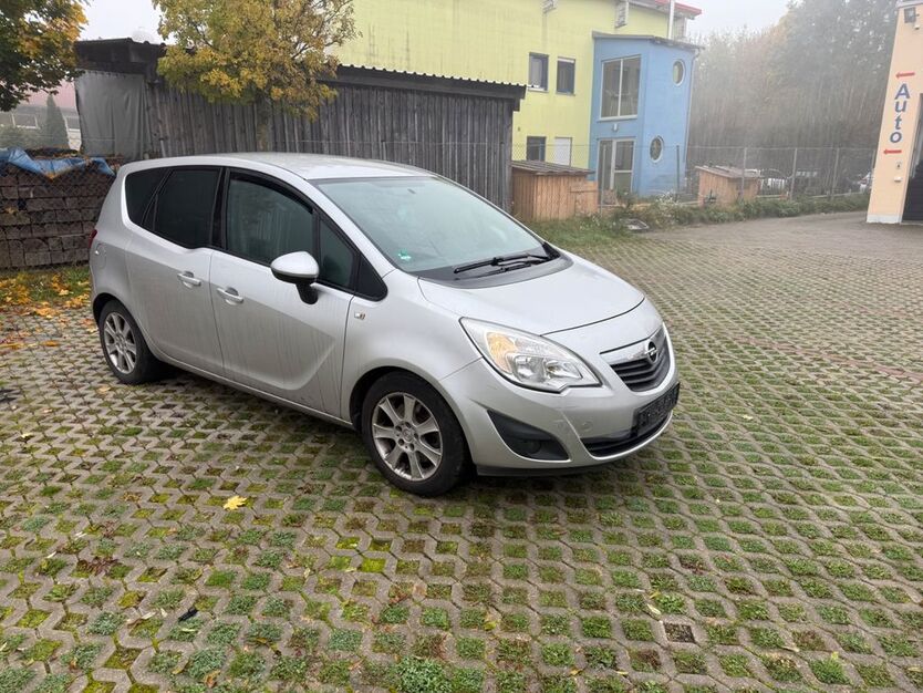 Opel Meriva 162.000 km 2.490 € Aichach 86551