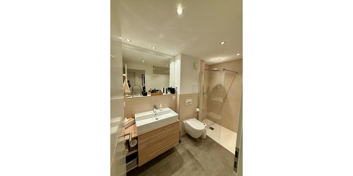 Dachgeschoßwohnung Augsburg Lechhausen - 3 Zimmer, 445.000&euro; | Angebot:23082534