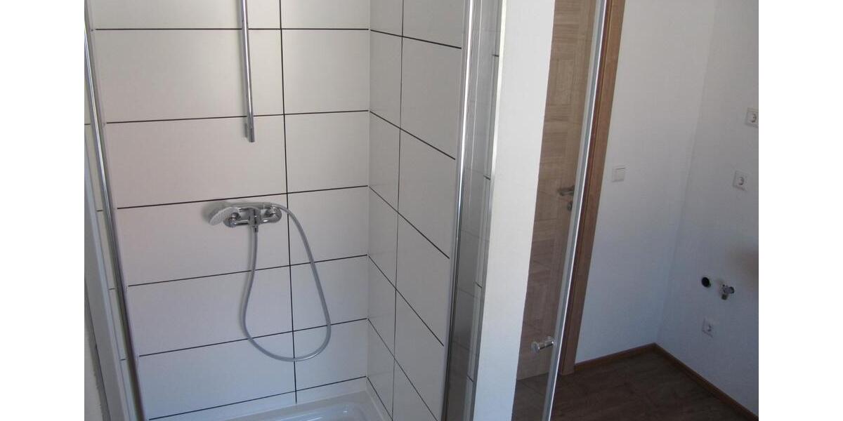 Etagenwohnung Hiltenfingen - 3 Zimmer, 80 m&sup2;, 980&euro; | Angebot:26591682