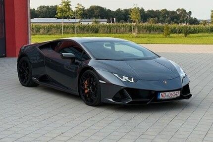 Lamborghini Huracán 14.600 km 218.000 € Peutenhausen / Gachenbach 86565