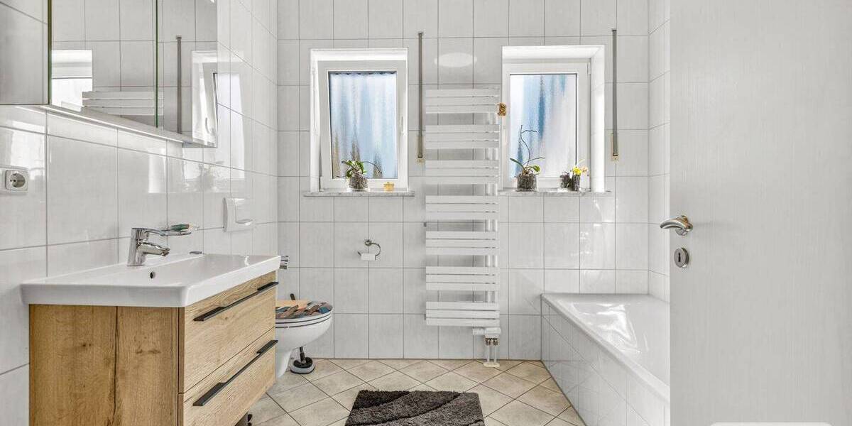 Mehrfamilienhaus, Wohnhaus Zusmarshausen - 1 Zimmer, 174 m&sup2;, 699.000&euro; | Angebot:26910289