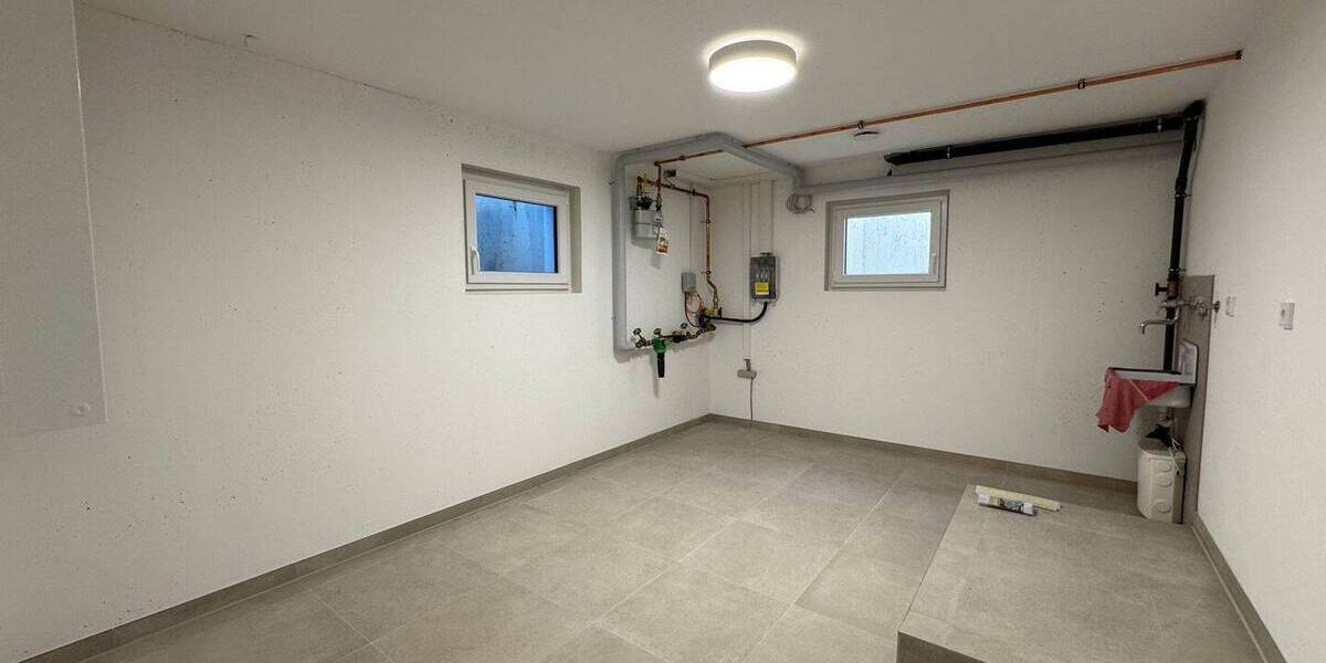 Einfamilienhaus Augsburg Haunstetten - 5 Zimmer, 206 m&sup2;, 2.300&euro; | Angebot:26874974