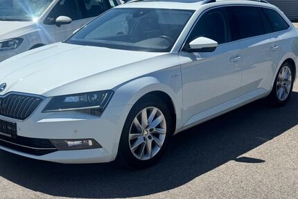 Skoda Superb 263.000 km 8.999 &euro; Augsburg 86154