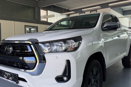 Toyota Hilux 306.000 km 23.900 &euro; Schwabmünchen 86830