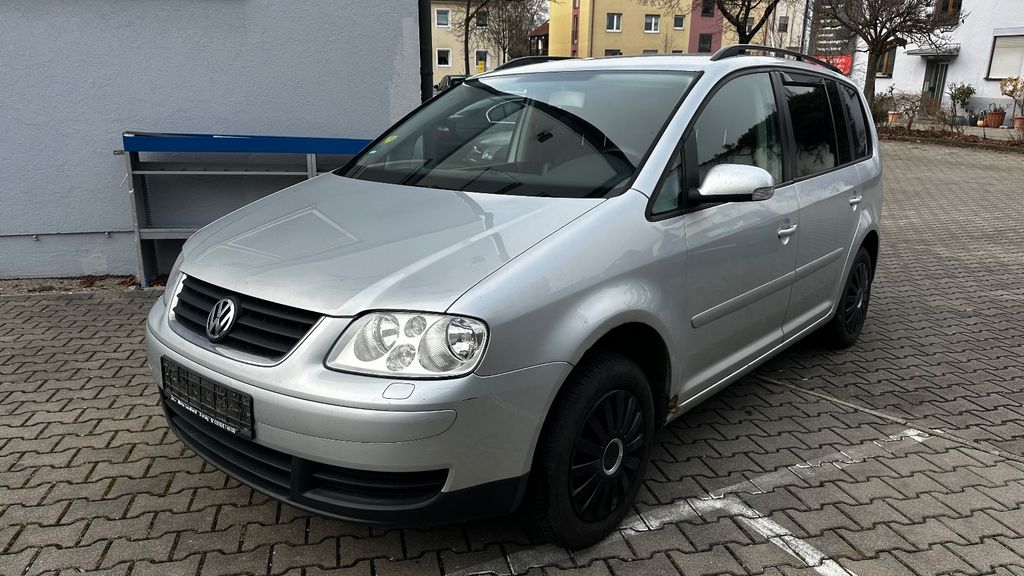 VW Touran 180.473 km 1.499 &euro; augsburg 86167