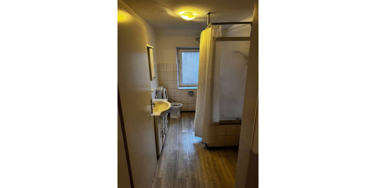 Etagenwohnung Augsburg Oberhausen - 4 Zimmer, 75 m&sup2;, 244.000&euro; | Angebot:26155809