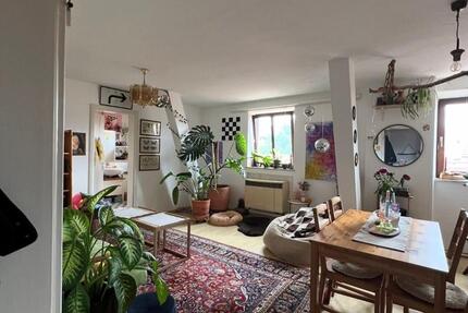 Schöne 4 Zimmerwohnung, Kochnische, Bad Augsburger Altstadt