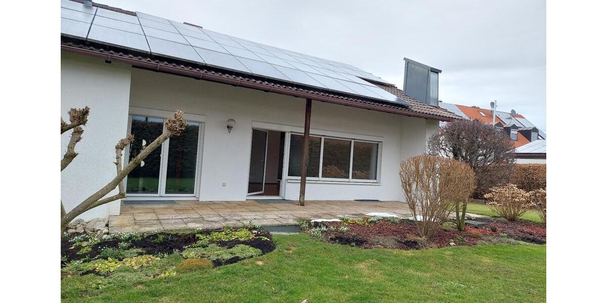 Bungalow Geltendorf - 6.5 Zimmer, 164 m&sup2;, 2.000&euro; | Angebot:25626123