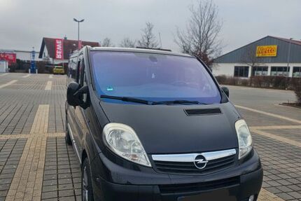 Opel Vivaro 192.000 km 8.100 &euro; Augsburg 86179