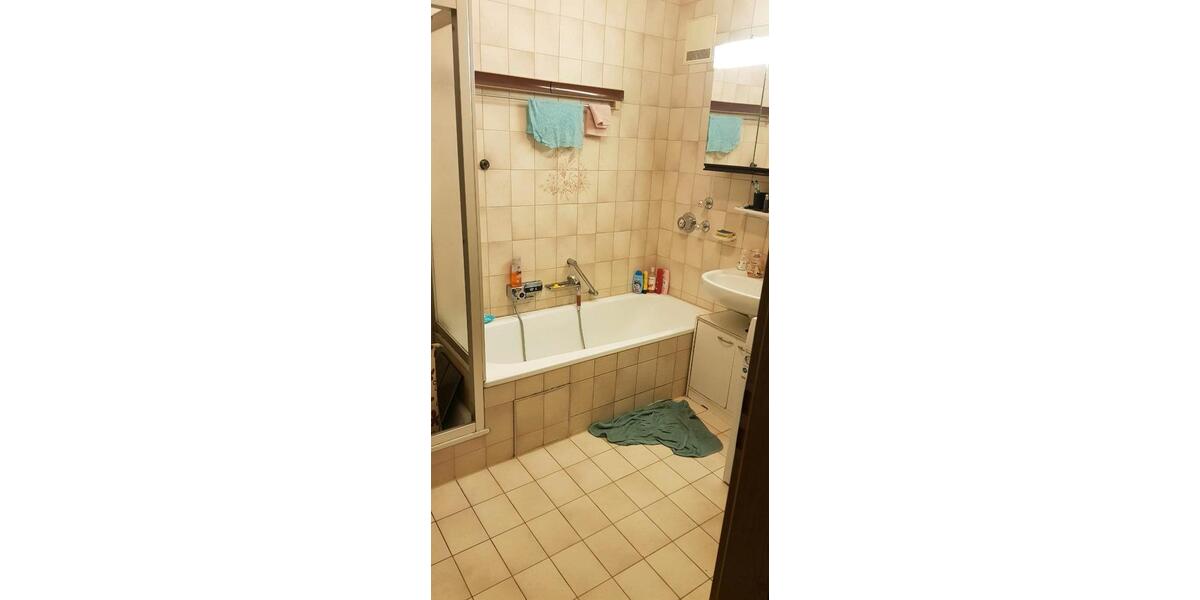 2 Zimmer Wohnung mit TG Stellplatz zu verkaufen 2 zimmer