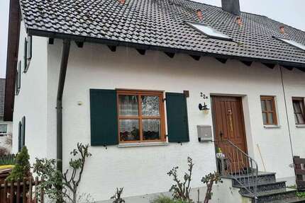 Haus zum Mieten in Fischach 1.350 € 135 m² 5 zimmer