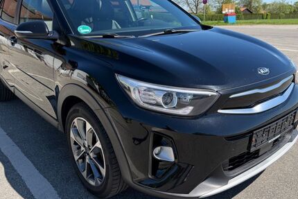 Kia Stonic 192.000 km 8.890 &euro; Mammendorf 82291