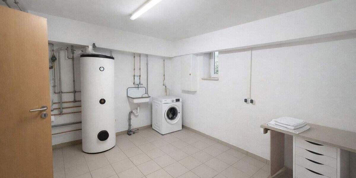 Doppelhaushälfte Augsburg Lechhausen - 7 Zimmer, 182 m&sup2;, 930.000&euro; | Angebot:25804002