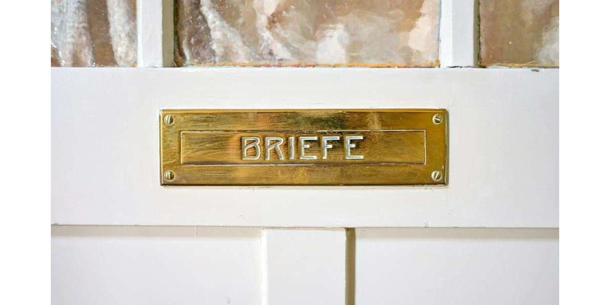 Haus zum Kaufen in Augsburg Oberhausen 2.250.000 € 715 m² 30 zimmer