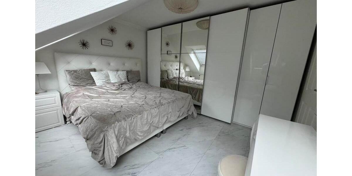 Dachgeschoßwohnung Untermeitingen - 3 Zimmer, 75 m&sup2;, 270.000&euro; | Angebot:26032031