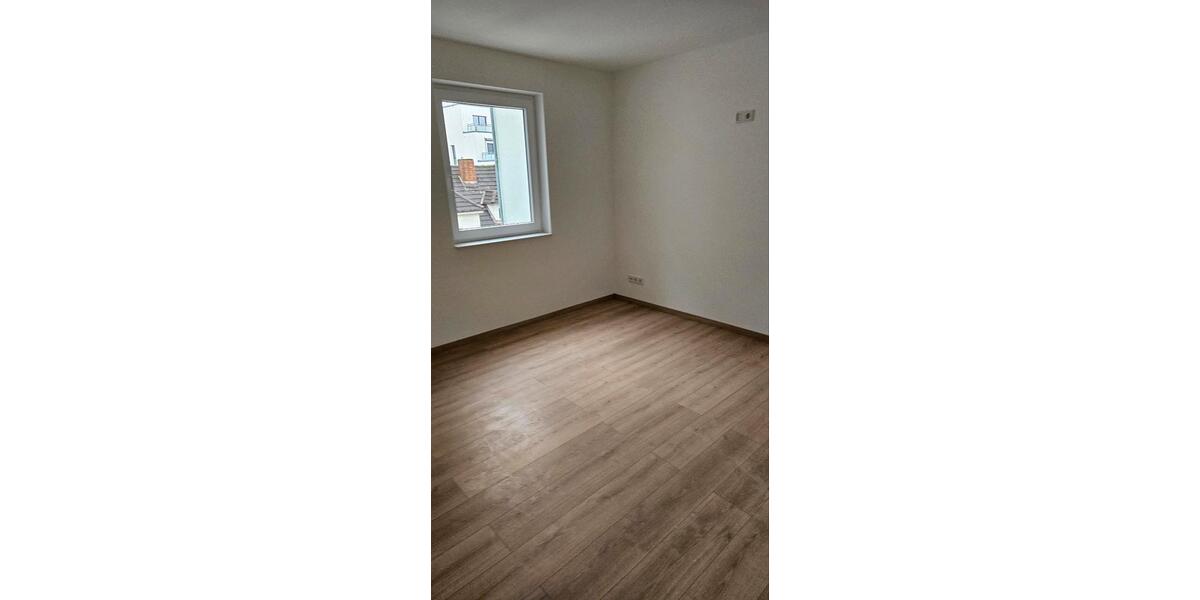 Eigentumswohnung, hell, zentral, 2 Zi Whg saniert, 2 zimmer