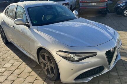 Alfa Romeo Giulia 121.000 km 15.450 &euro; Egenhofen OT Unterschweinbach 82281