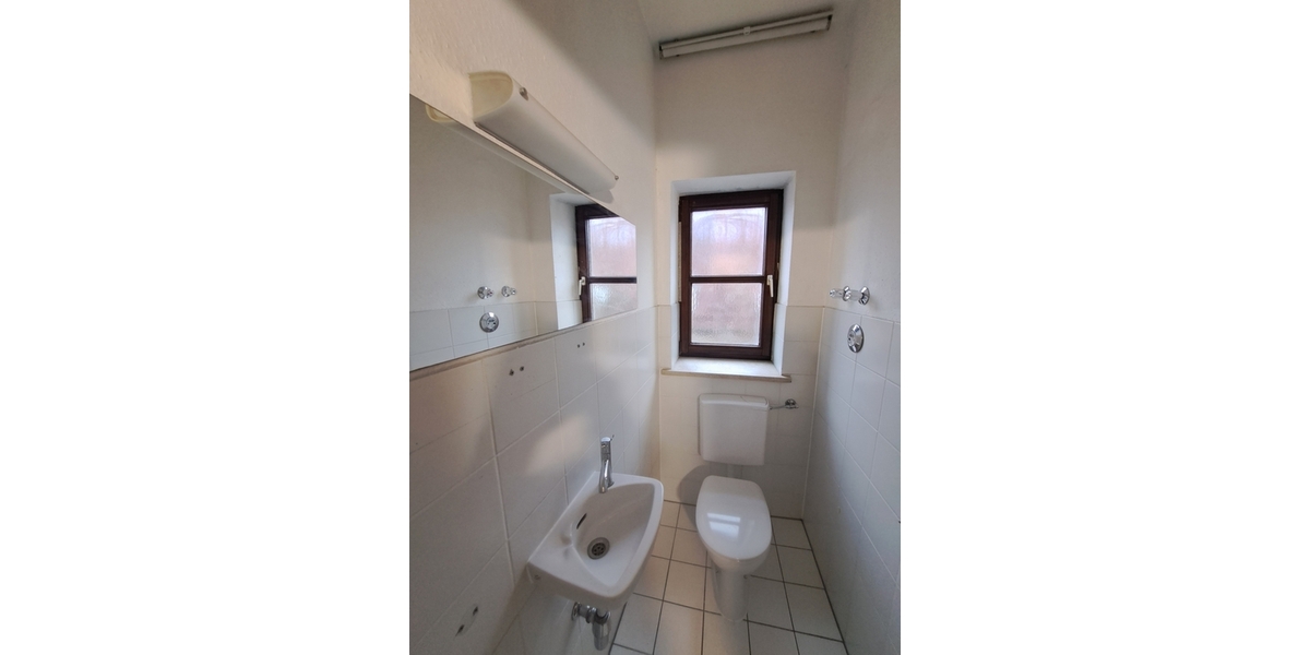Haus im Haus! Große, denkmalgeschützte Altbauwohnung zum Selbstgestalten in der Augsburger Altstadt - Etagenwohnung Augsburg Innenstadt | Angebot:26773653