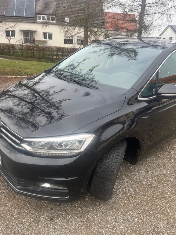 VW Touran 185.000 km 13.400 € Altenmünster 86450