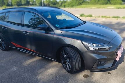 Ford Focus 118.000 km 18.000 &euro; Neusäß 86356